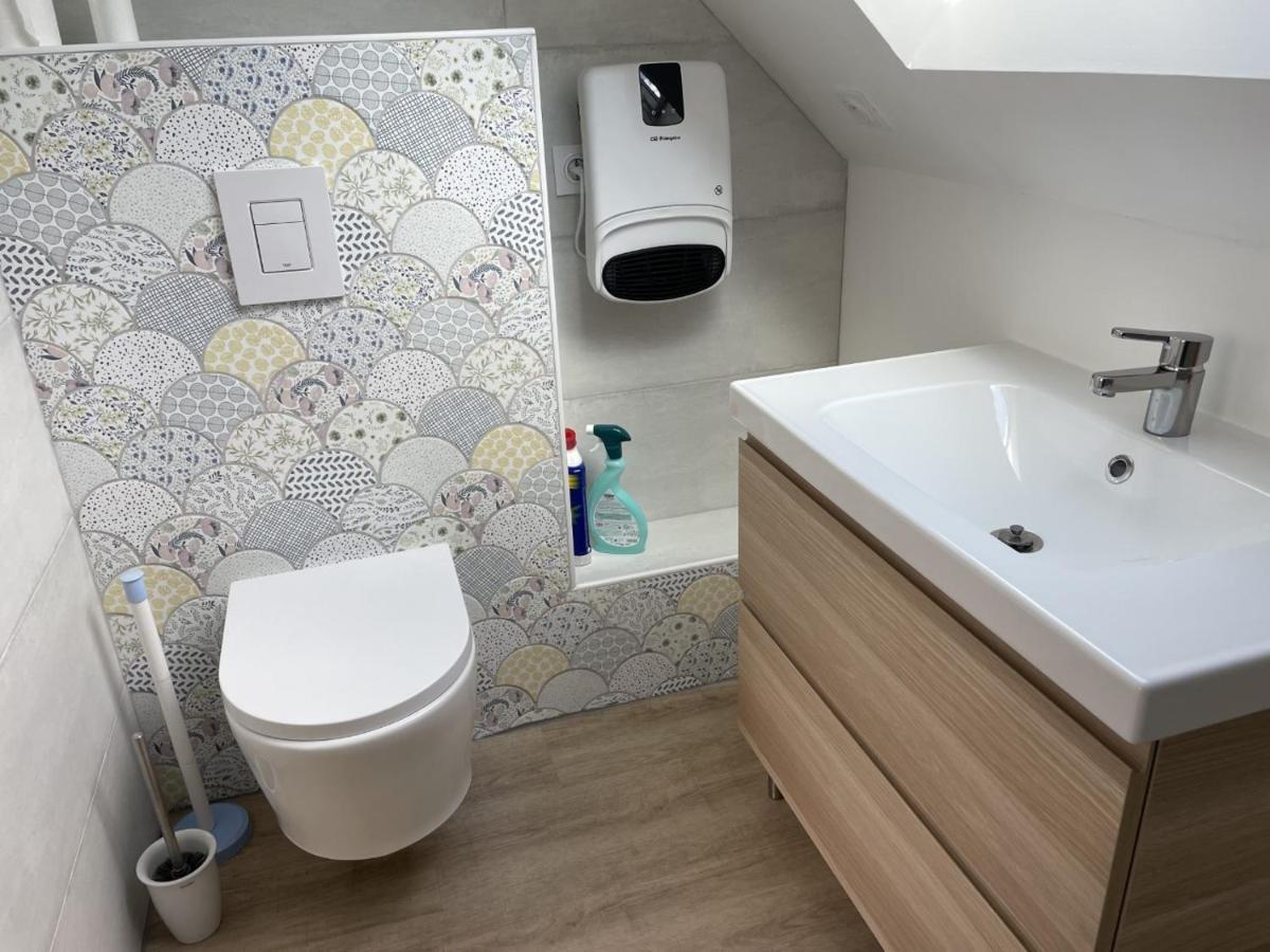 Maison Totalement Renovee 3 Chambres Au Coeur Du Village Lézardrieux Buitenkant foto